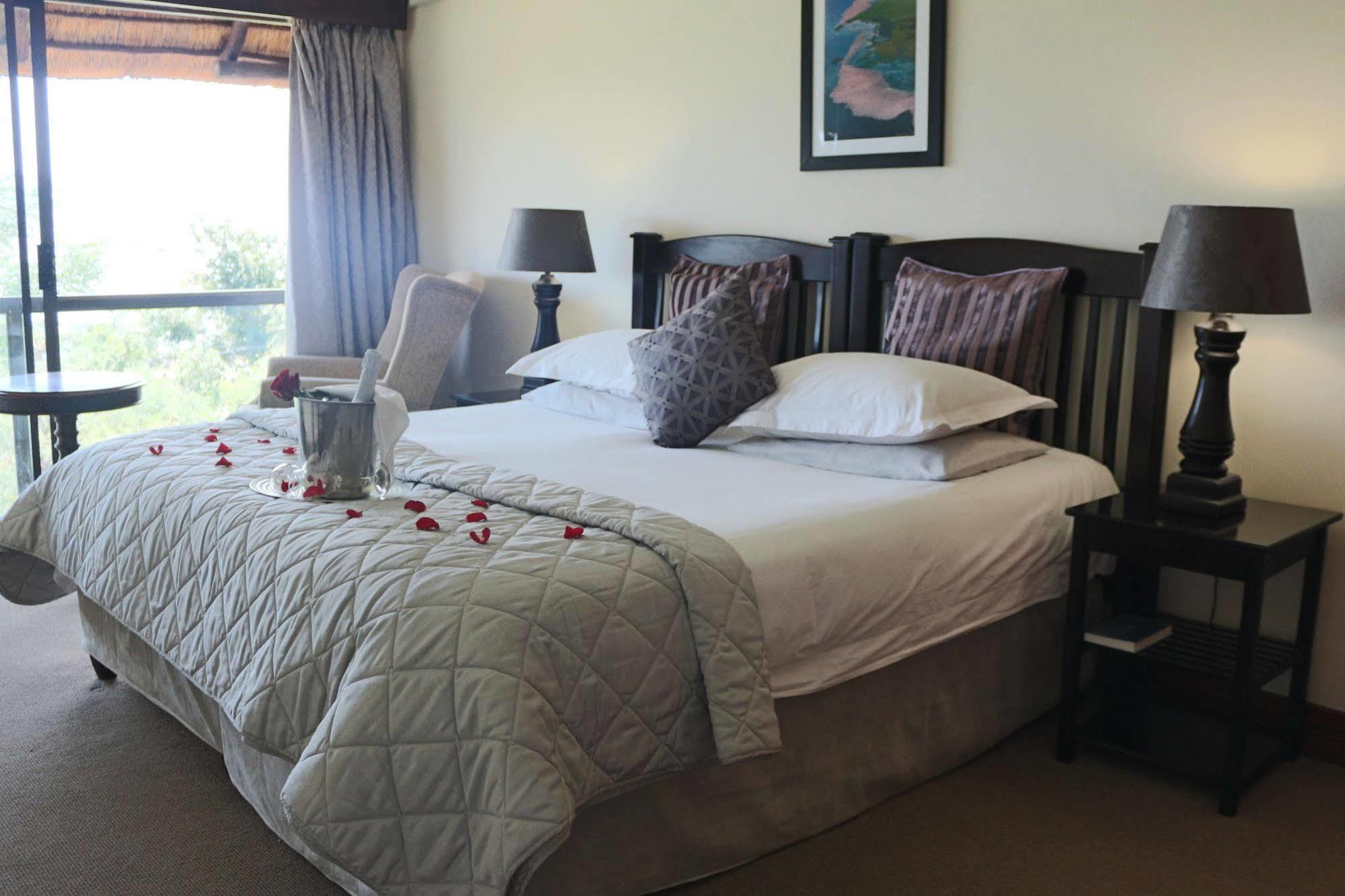 Galagos Lodge Hartbeespoort Exterior foto