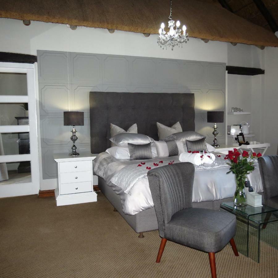 Galagos Lodge Hartbeespoort Exterior foto