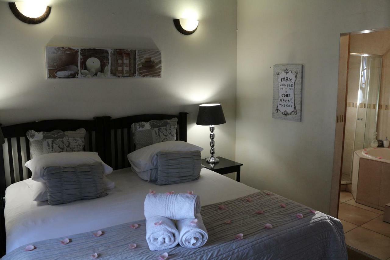 Galagos Lodge Hartbeespoort Exterior foto
