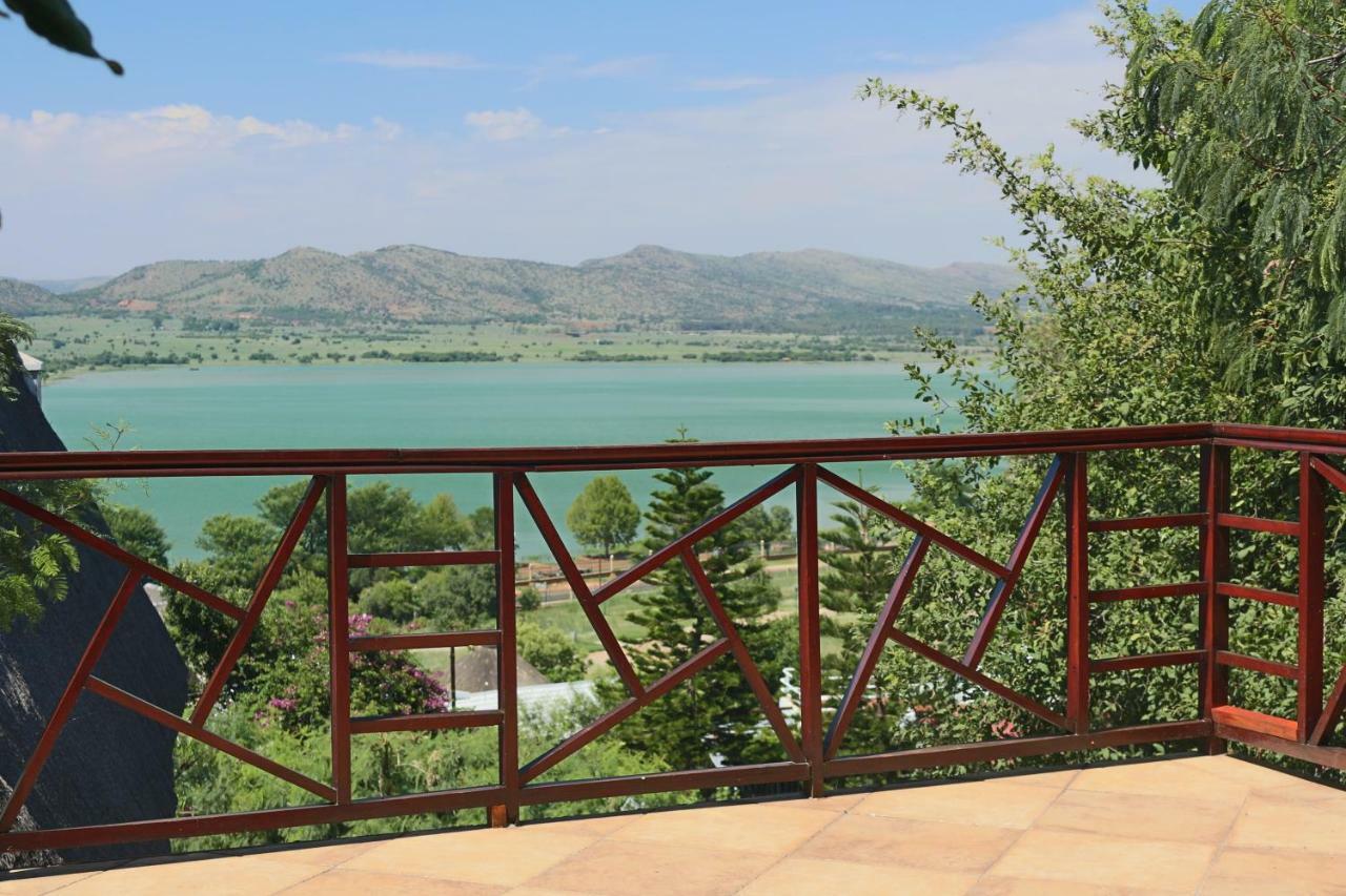 Galagos Lodge Hartbeespoort Exterior foto